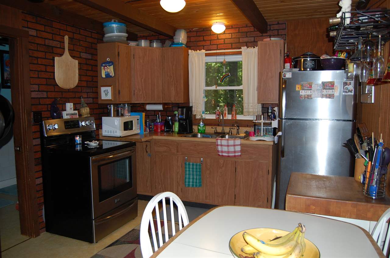 5 Winter Road Hillsborough, NH 03244 - Photo 2 of 14