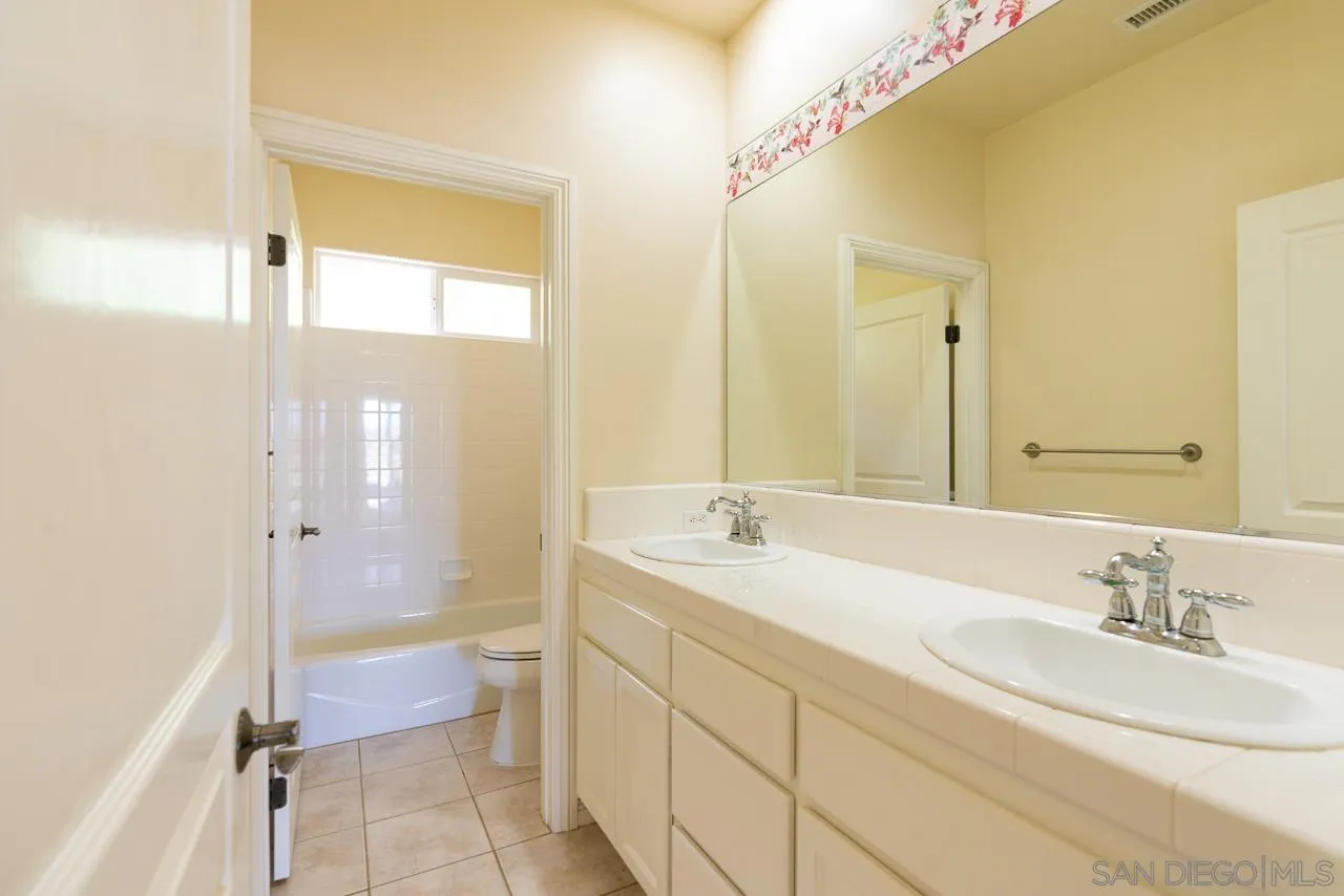 613 Carnation Lane Fallbrook, CA 92028 - Photo 19 of 26 Gallery Image 19
