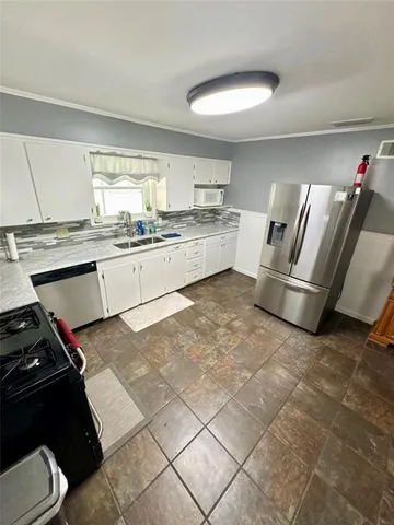 $1,900 | 522 East Southfield Road, Shreveport, LA 71105