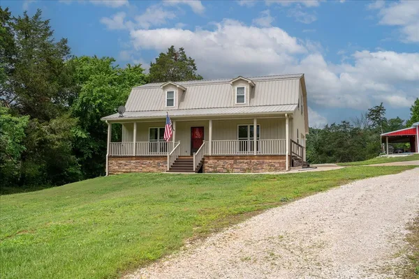 $615,000 | 4380 Pulaski Highway, Culleoka, TN 38451