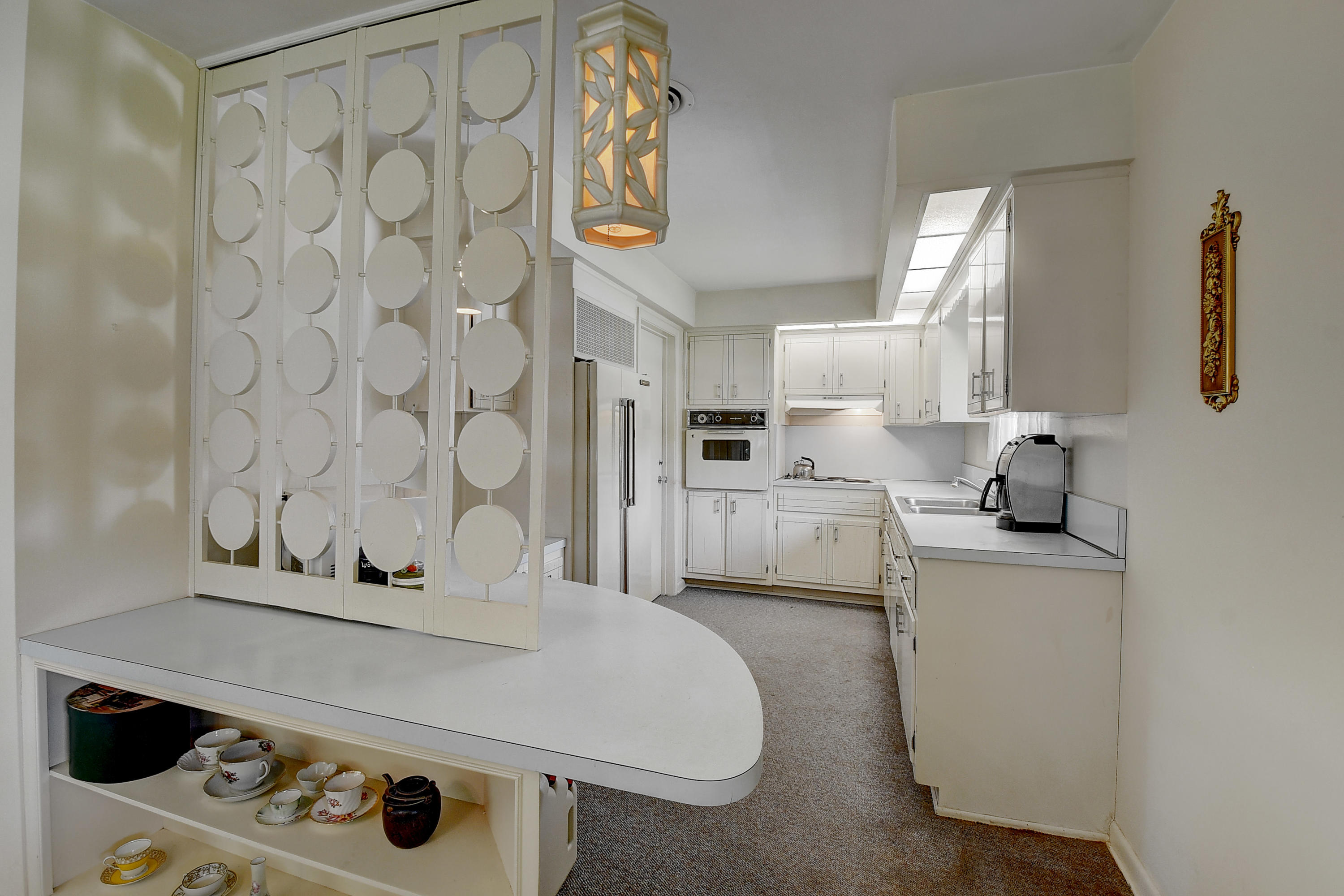 851 West Royal Palm Road Boca Raton, FL 33486 - Photo 13 of 37 Kitchen