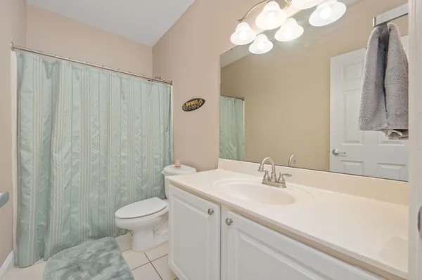 $350,000 | 5 Laguna Street, Unit 104, Fort Walton Beach, FL 32548