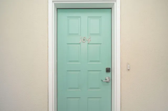 $359,900 | 5 Laguna Street, Unit 104, Fort Walton Beach, FL 32548