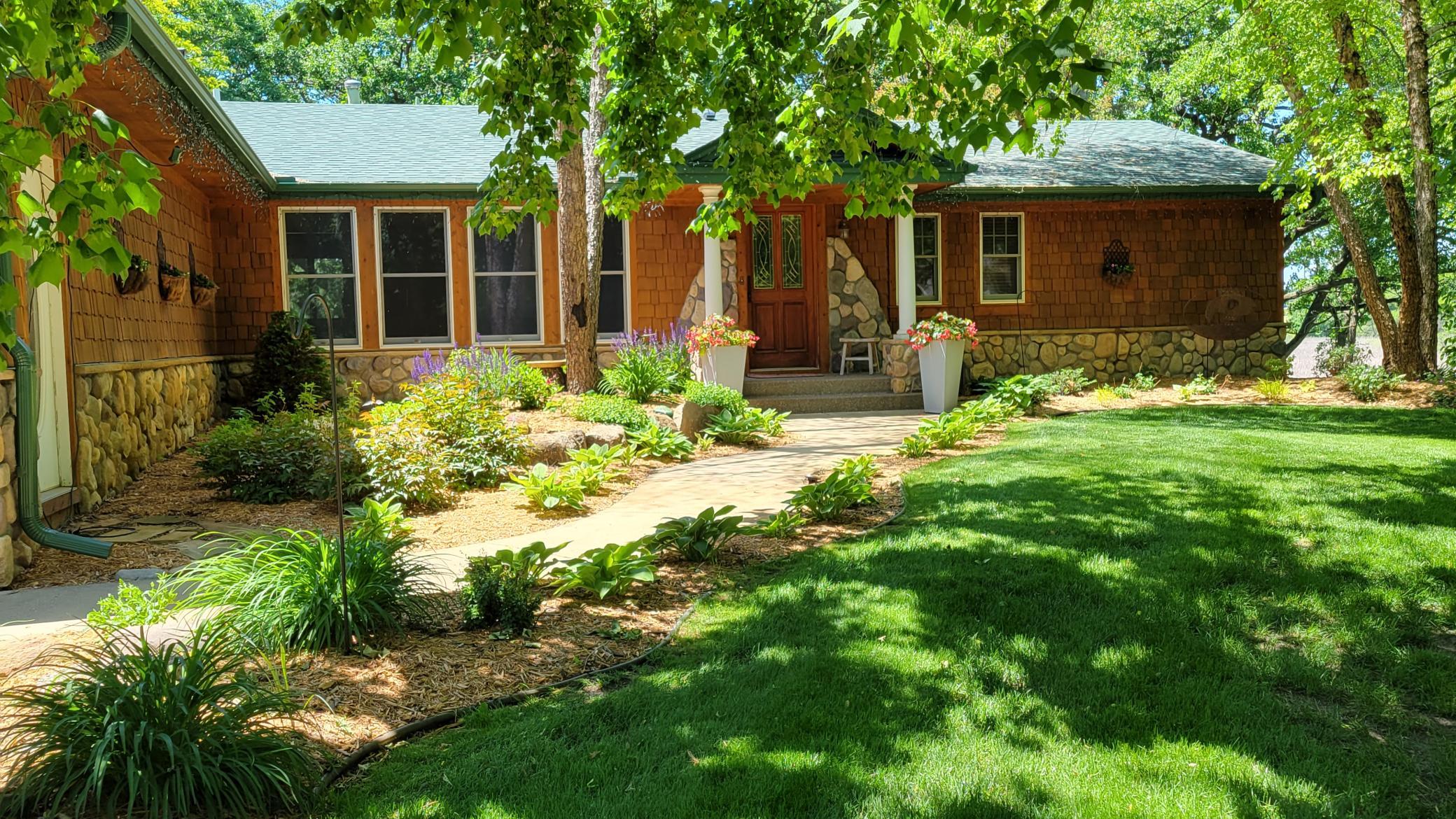 2835 Lindgren Lane Independence, MN 55359 - Photo 4 of 45