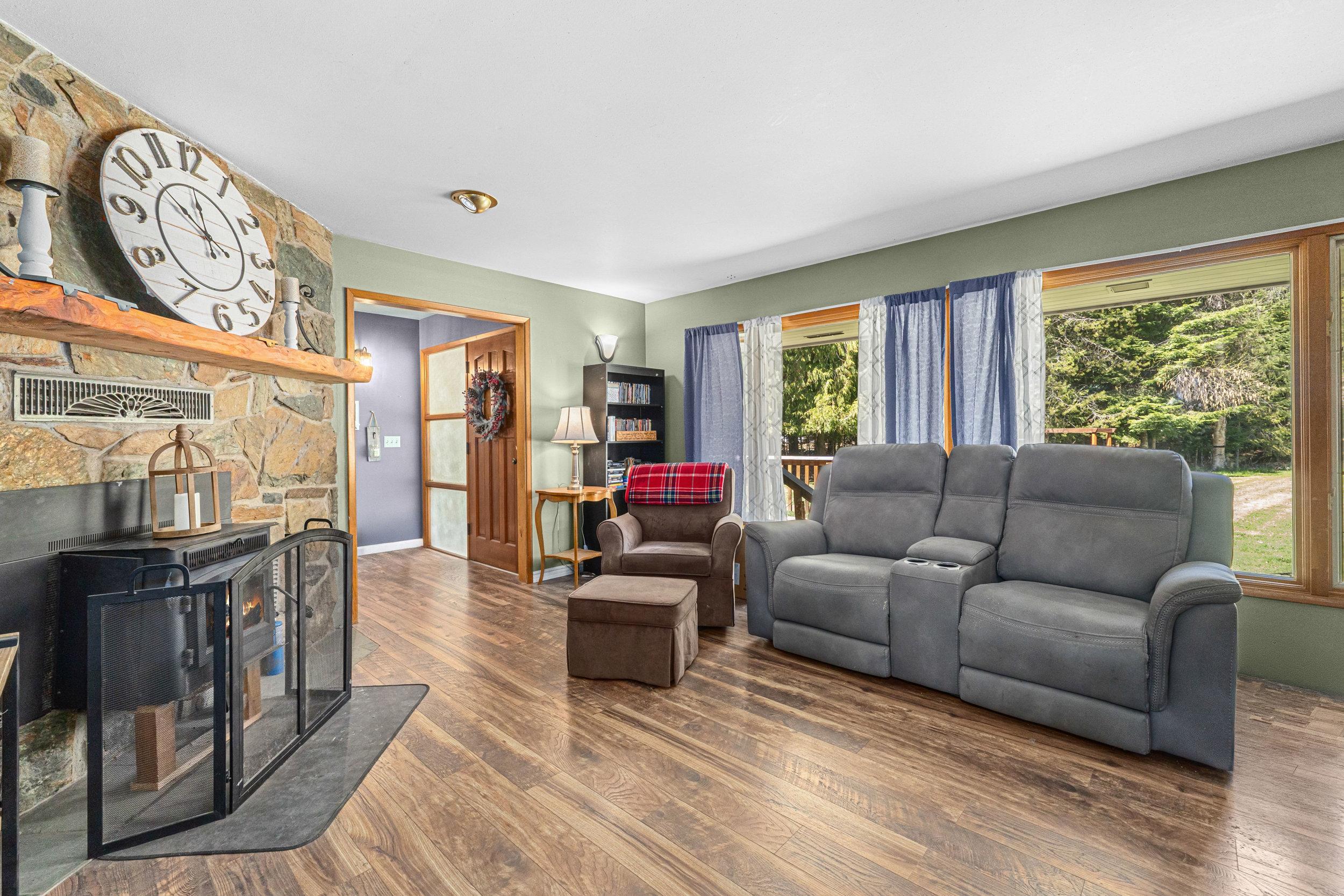 305 Bockman Road Ione, WA 99139 - Photo 4 of 49