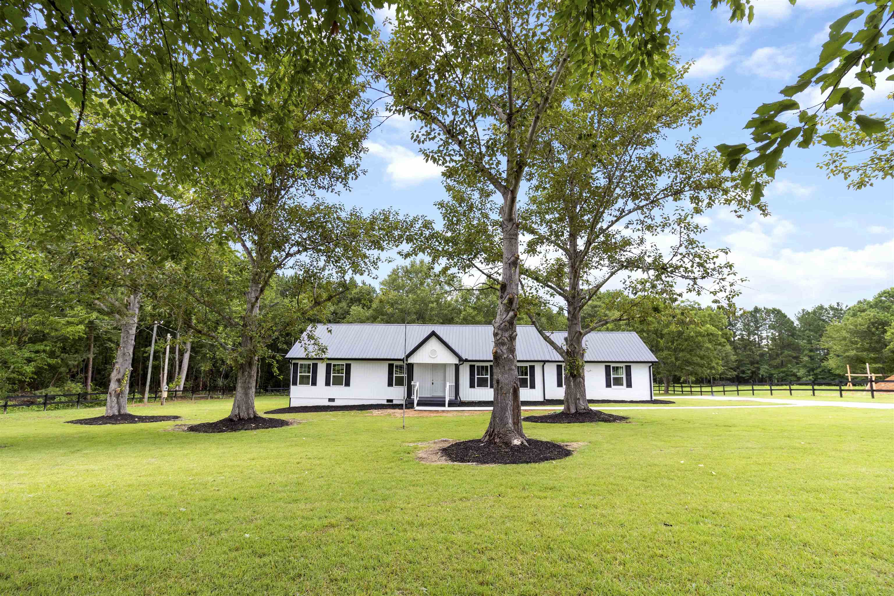1620 Bishop Road Inman, SC 29349 - Photo 1 of 30