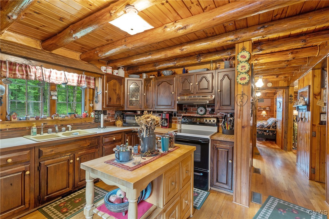 854 County Rte 19 Williamstown, NY 13493 - Photo 16 of 50 Close-up of kitchen and looking down the hallway t