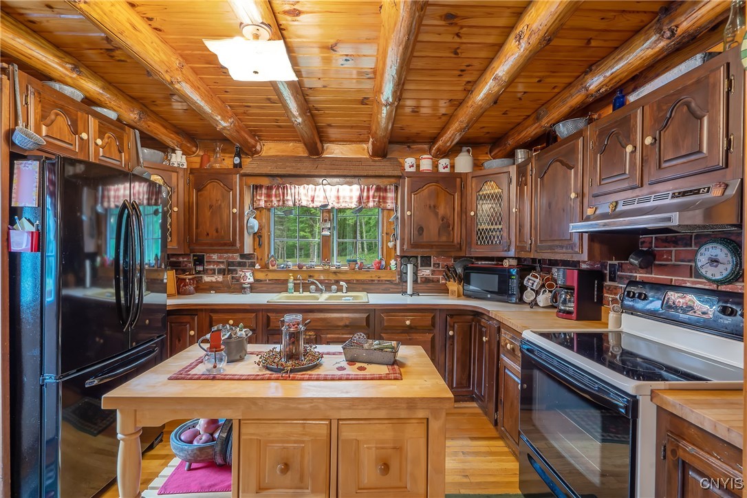 854 County Rte 19 Williamstown, NY 13493 - Photo 17 of 50 Kitchen showing appliances
