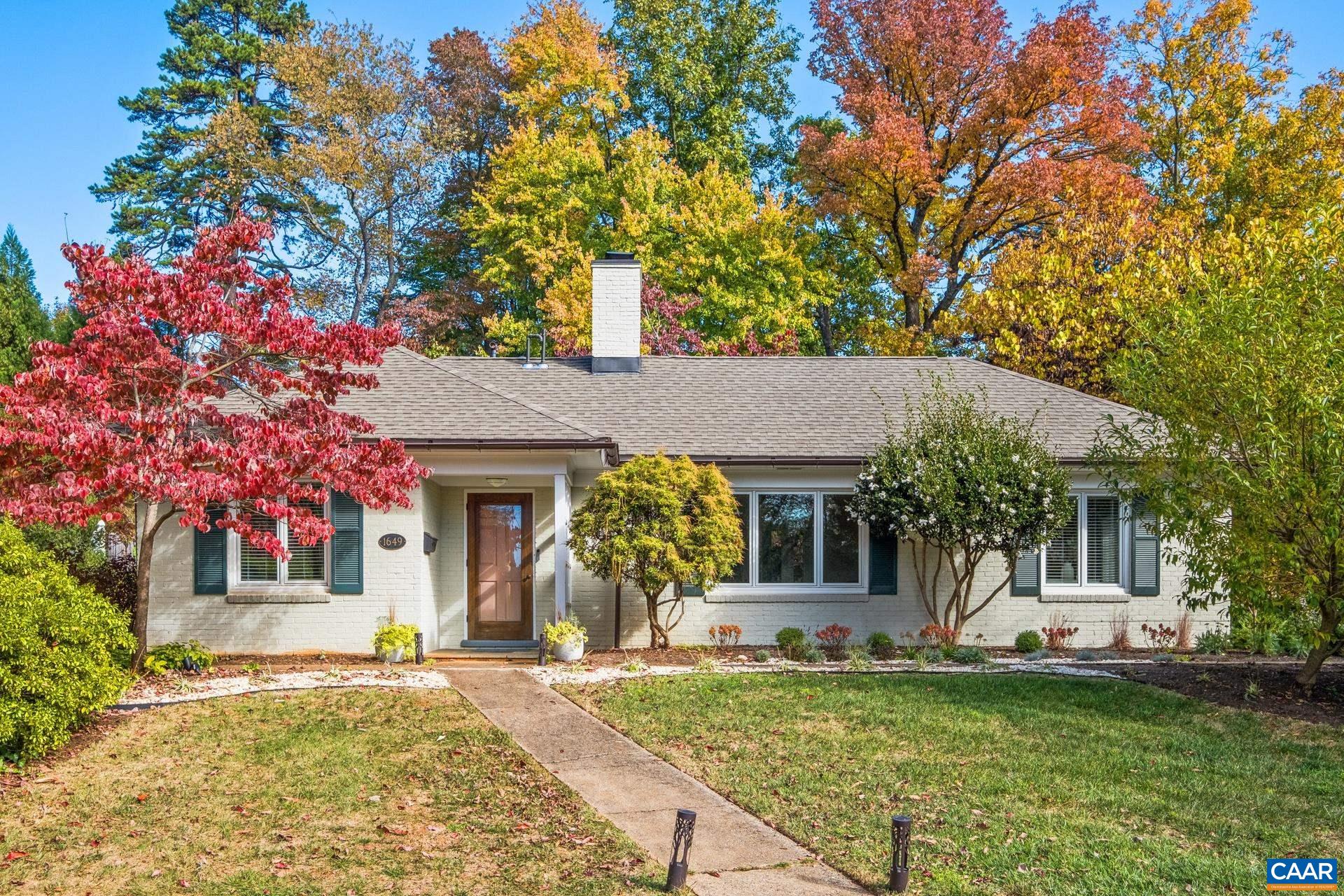 1649 Oxford Road Charlottesville, VA 22903 - Photo 1 of 46 Gallery Image 1