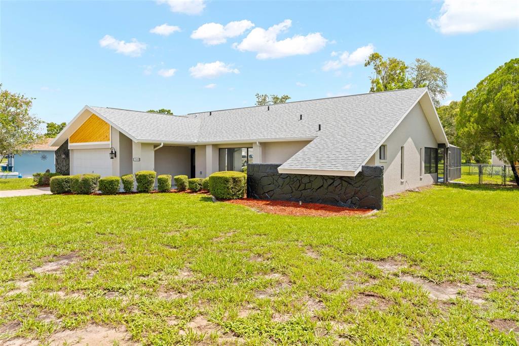 13445 Banner Road Spring Hill, FL 34609 - Photo 4 of 55