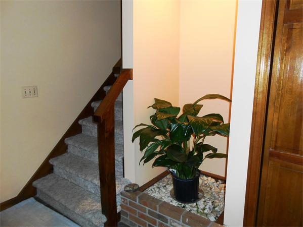 211 Allen Road Belchertown, MA 01007 - Photo 3 of 23 Gallery Image 3