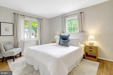 $749,900 | 2106 Basset Street, Alexandria, VA 22308