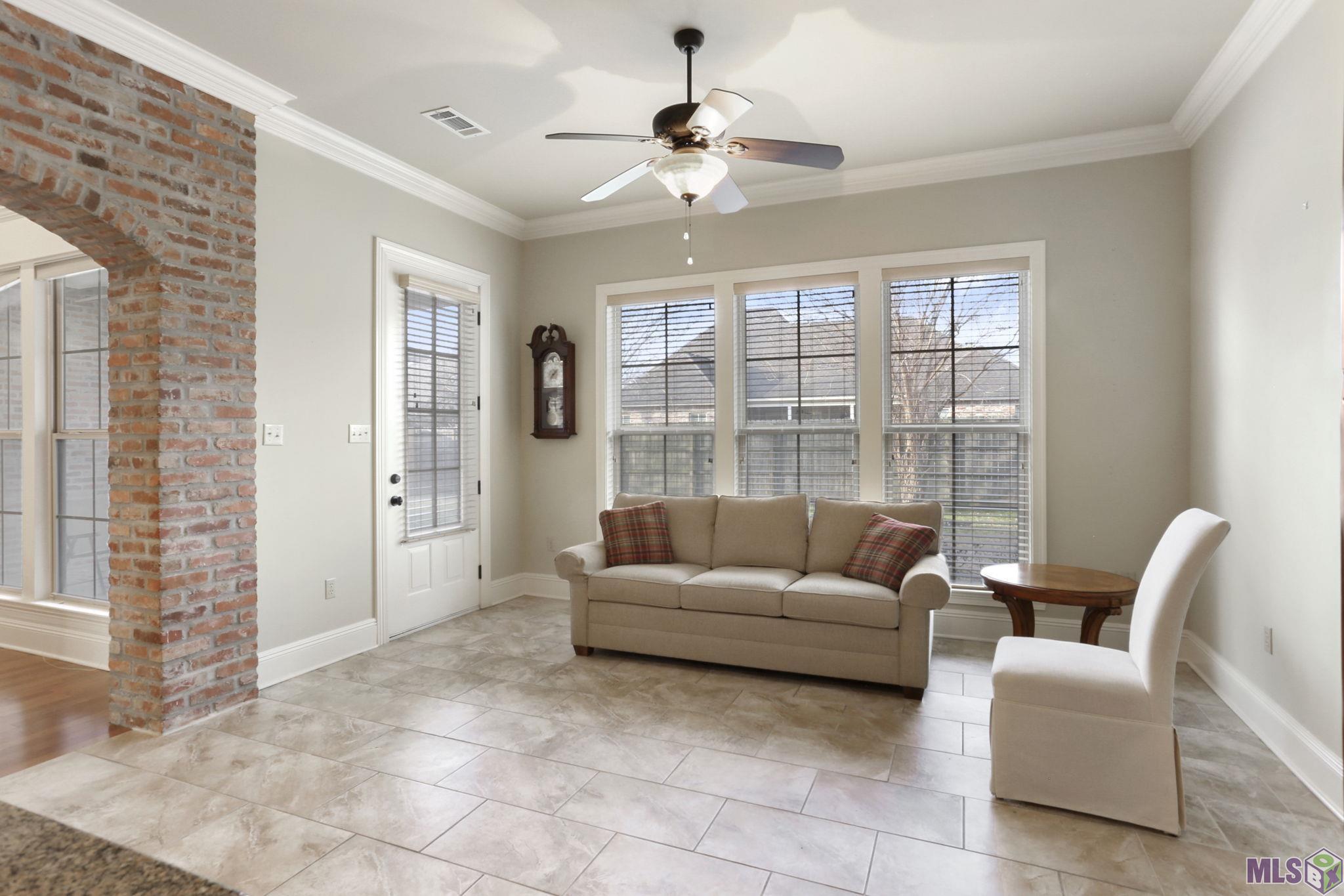 3204 Grand Way Avenue Baton Rouge, LA 70810 - Photo 8 of 14 Sitting Room