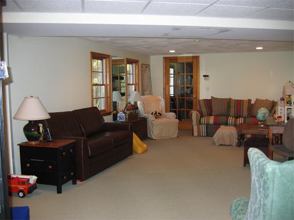 52 Raymond Road Sudbury, MA 01776 - Photo 22 of 29