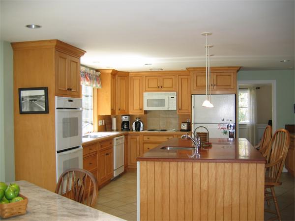 52 Raymond Road Sudbury, MA 01776 - Photo 8 of 29