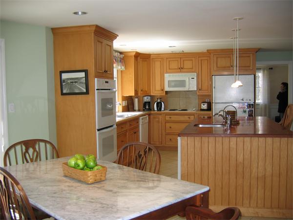 52 Raymond Road Sudbury, MA 01776 - Photo 10 of 29