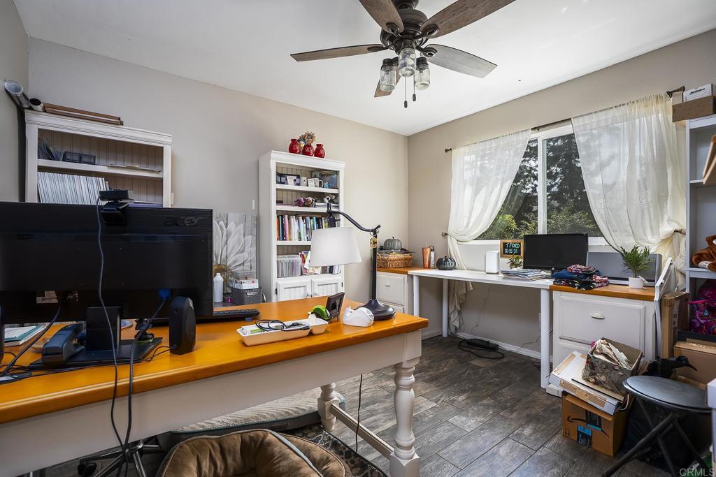 2430 Geyer Lane Alpine, CA 91901 - Photo 19 of 60 a room with furniture and musical instruments