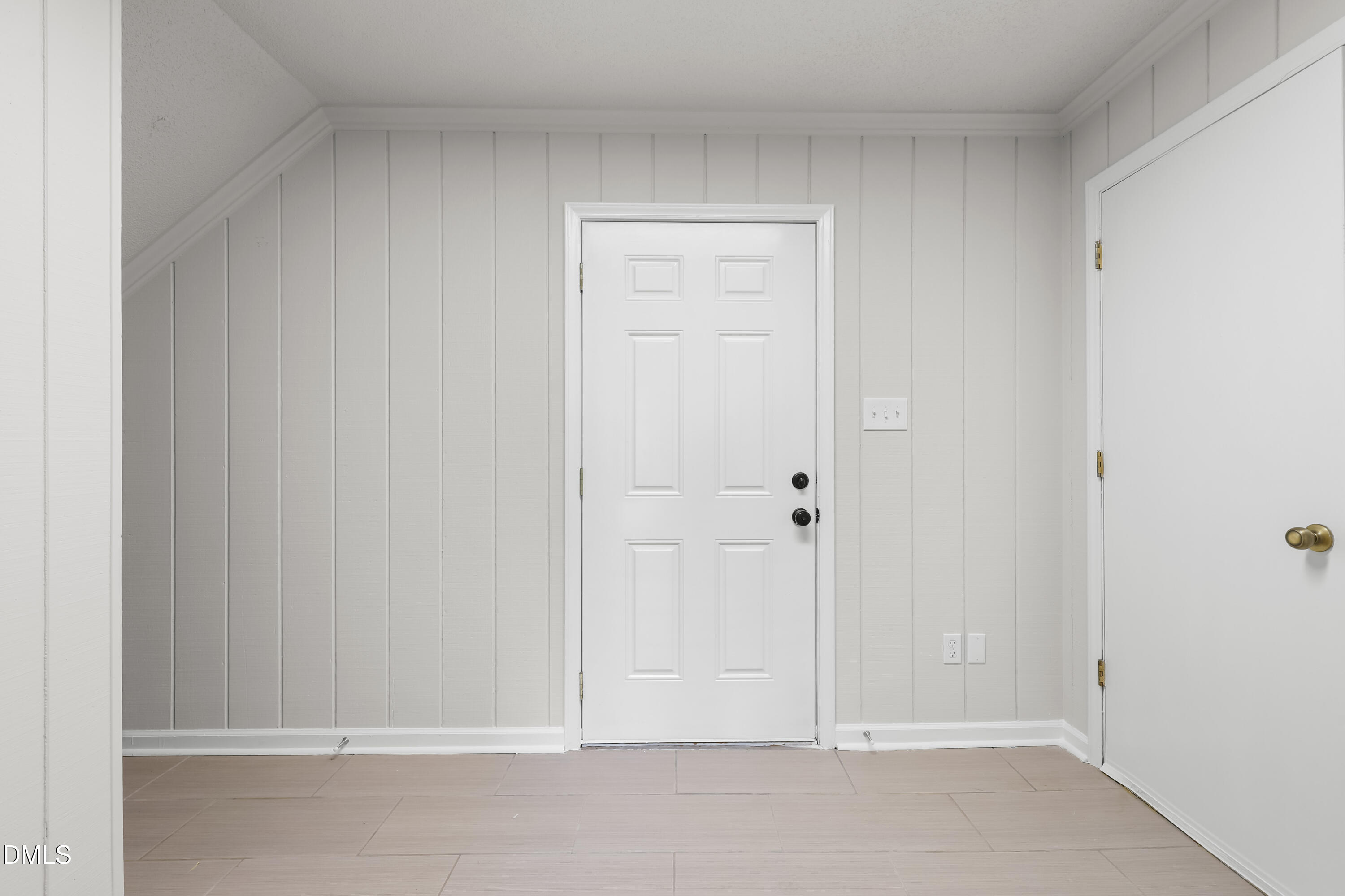 3504 Fairhill Drive Raleigh, NC 27612 - Photo 20 of 45 a view of an empty room