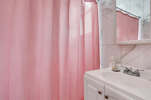 $1,800,000 | 119-15 101st Avenue | South Richmond Hill