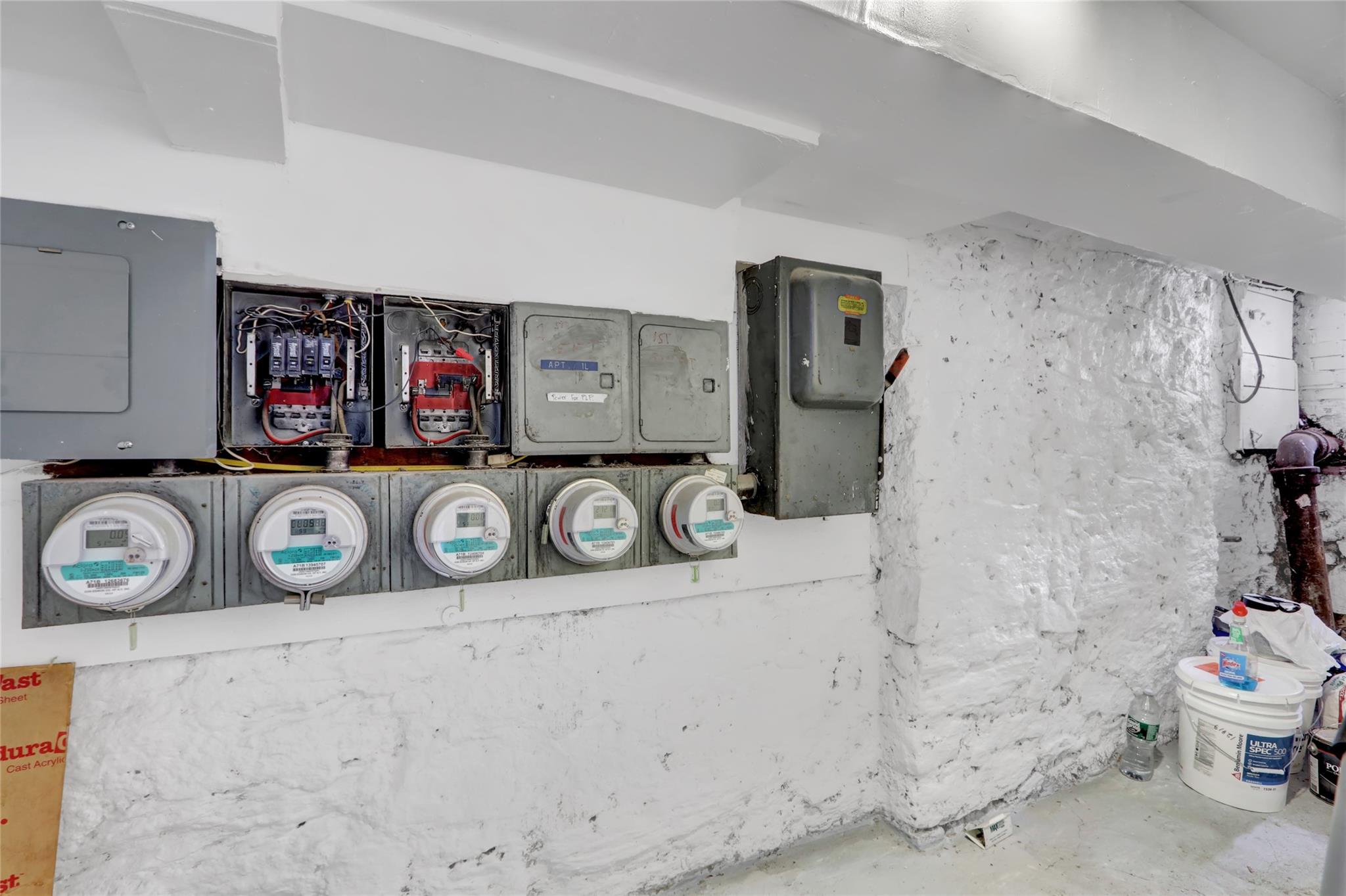 119-15 101st Avenue Queens, NY 11419 - Photo 8 of 20 Utilities featuring electric panel