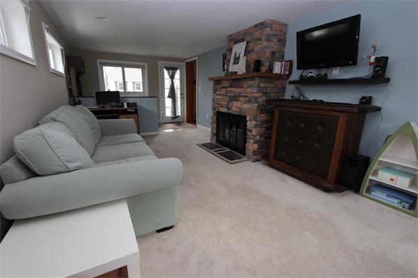 25 Elbridge Road Auburn, MA 01501 - Photo 11 of 27 Gallery Image 11
