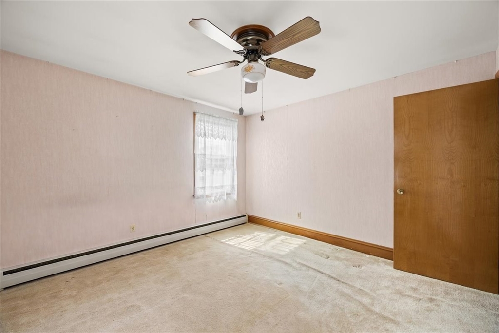 38 2nd Street Somerset, MA 02726 - Photo 12 of 27