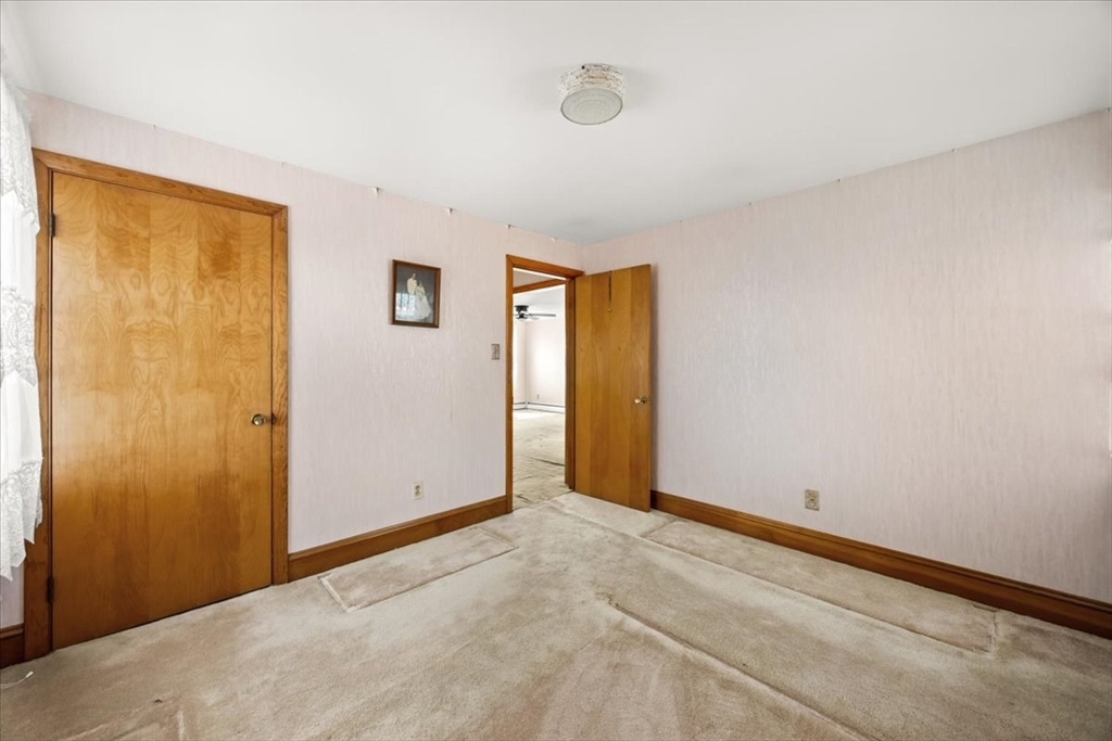 38 2nd Street Somerset, MA 02726 - Photo 15 of 27