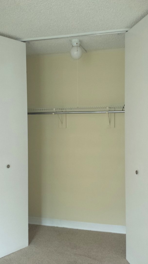 200 North Dearborn Street, Unit 1908 Chicago, IL 60601 - Photo 19 of 23 a close up of a shower