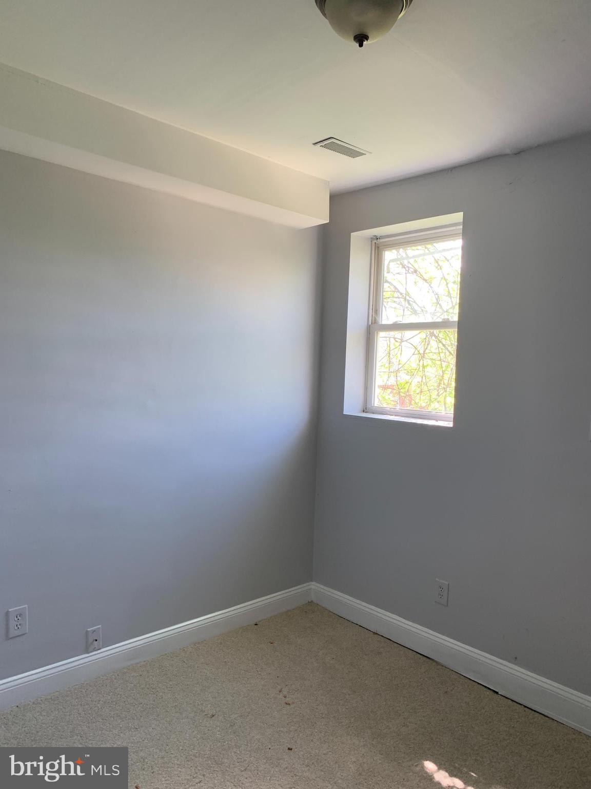 2813 Riggs Avenue Baltimore, MD 21216 - Photo 11 of 14