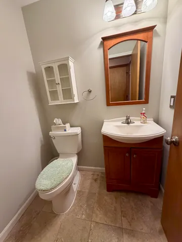 $285,000 | 911 Moore Drive, Unit 33, Chelsea, MI 48118