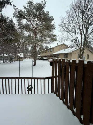 $285,000 | 911 Moore Drive, Unit 33, Chelsea, MI 48118