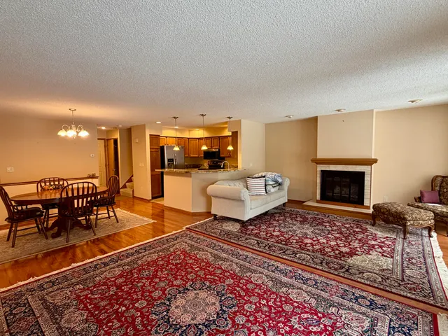 $285,000 | 911 Moore Drive, Unit 33, Chelsea, MI 48118