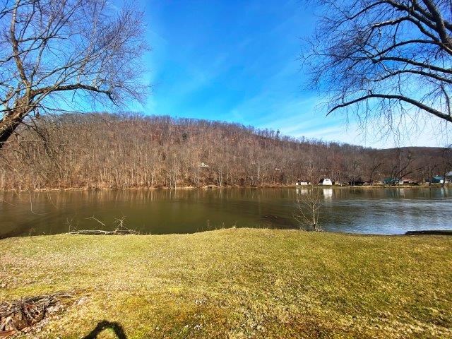 90 Riverside Lane Irvine, PA 16329 - Photo 3 of 14