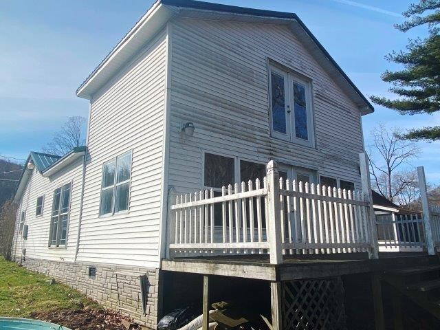 90 Riverside Lane Irvine, PA 16329 - Photo 4 of 14