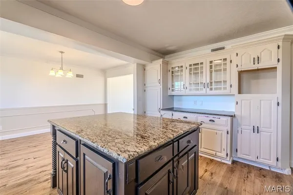 $344,900 | 227 County Road 5-404, Lebanon, MO 65536