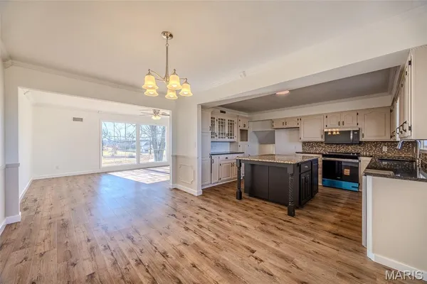 $344,900 | 227 County Road 5-404, Lebanon, MO 65536