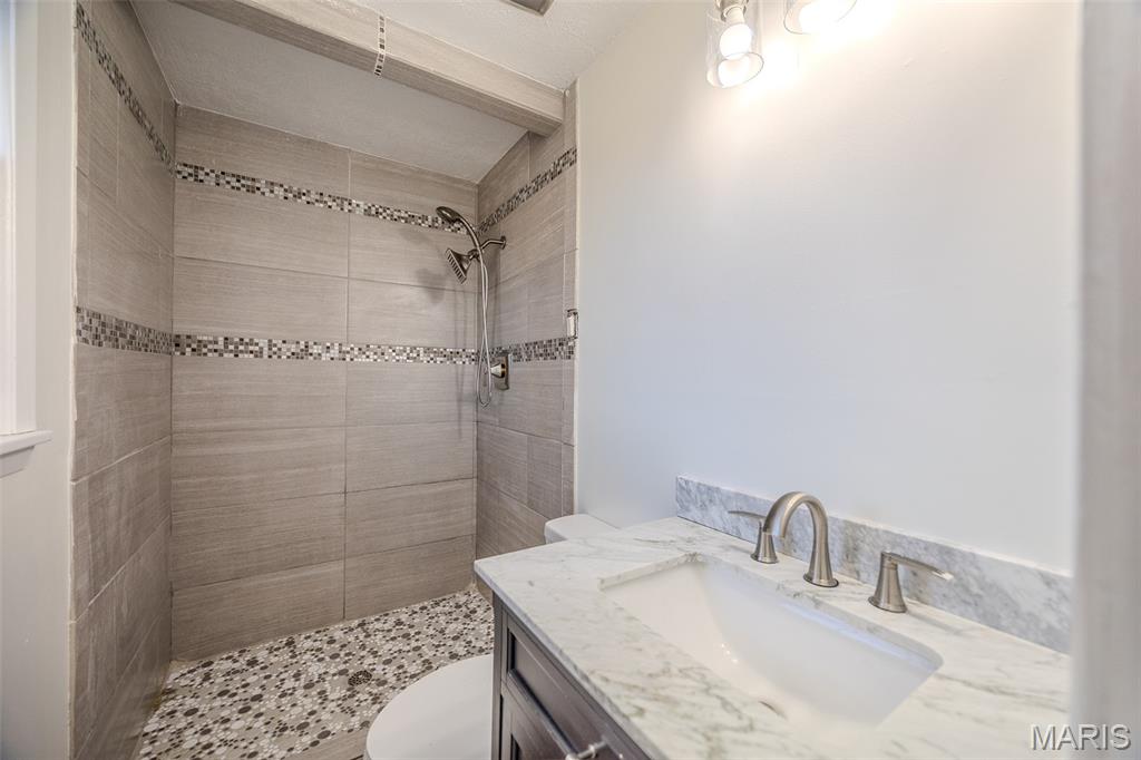 227 County Road 5-404 Lebanon, MO 65536 - Photo 39 of 70