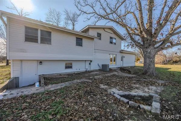 $344,900 | 227 County Road 5-404, Lebanon, MO 65536