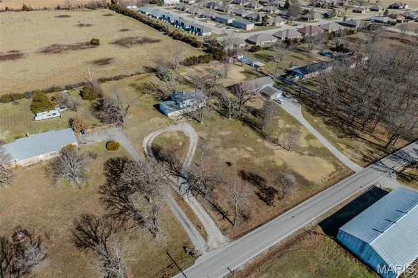 $344,900 | 227 County Road 5-404, Lebanon, MO 65536