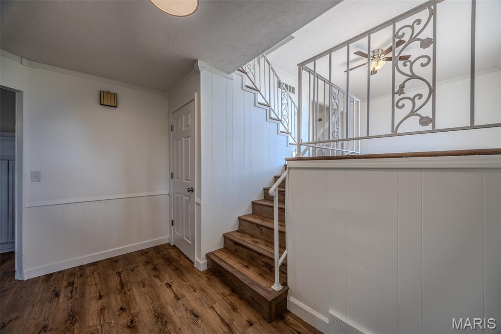 227 County Road 5-404 Lebanon, MO 65536 - Photo 6 of 70