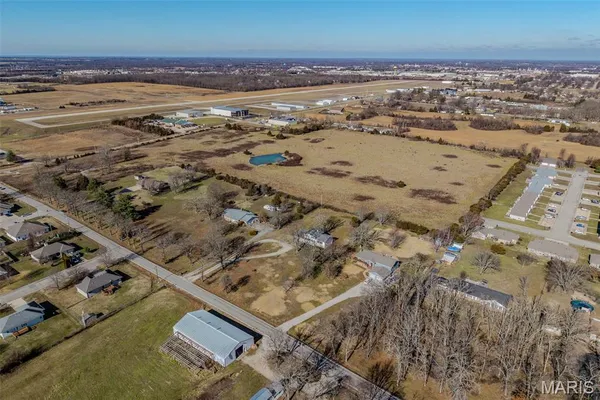 $344,900 | 227 County Road 5-404, Lebanon, MO 65536