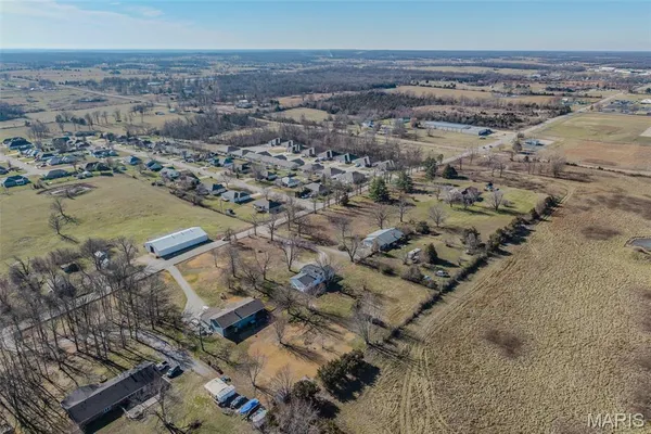 $344,900 | 227 County Road 5-404, Lebanon, MO 65536