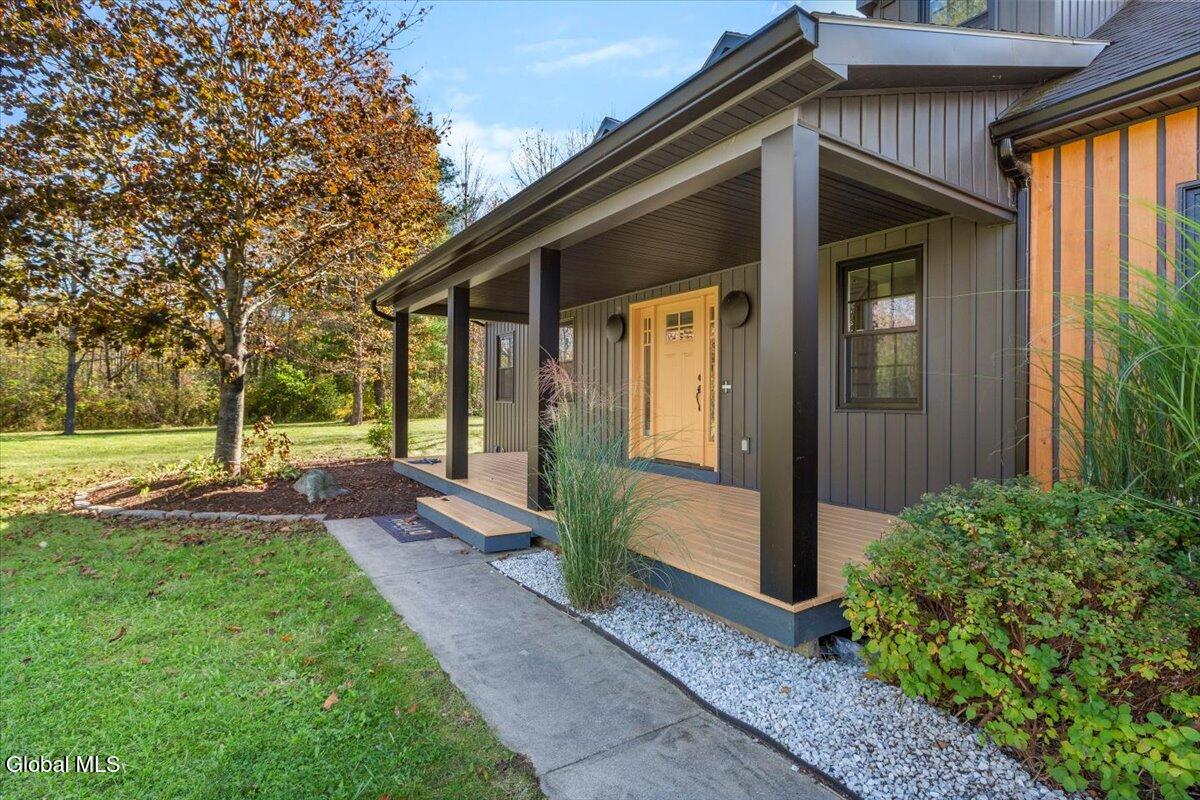 133 Dawson Road Charlton, NY 12302 - Photo 2 of 53 08-MW2_6409