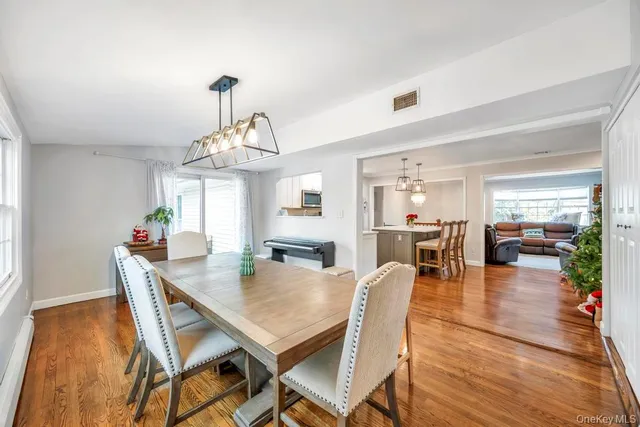 $4,200 | 62 Forest Avenue, Lake Grove, NY 11755