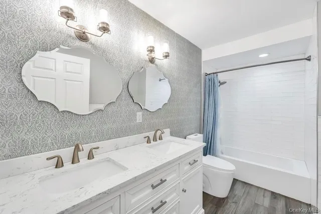 $4,200 | 62 Forest Avenue, Lake Grove, NY 11755