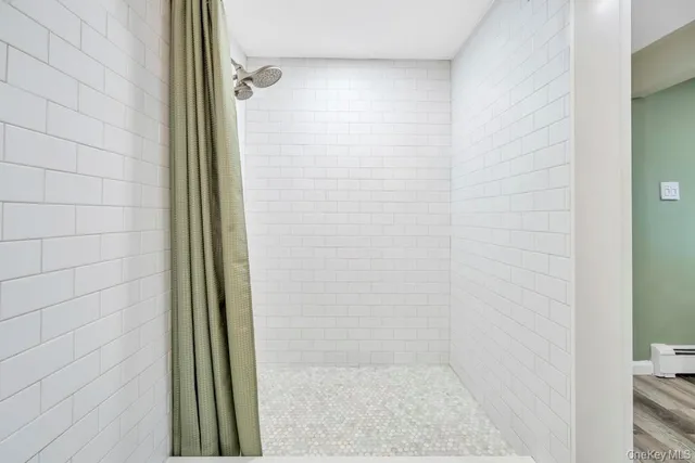 $4,200 | 62 Forest Avenue, Lake Grove, NY 11755