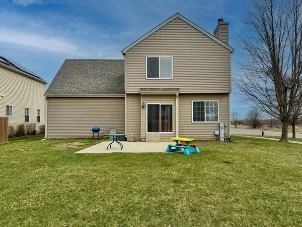 $2,790 | 2479 Montclair Lane, Montgomery, IL 60538