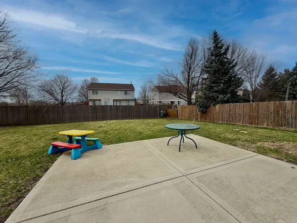 $2,790 | 2479 Montclair Lane, Montgomery, IL 60538