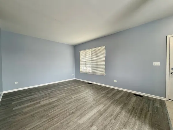 $2,790 | 2479 Montclair Lane, Montgomery, IL 60538