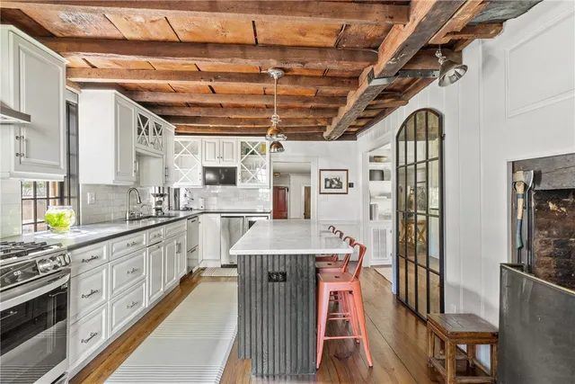 $1,890,000 | 35 2nd Street, Newport, RI 02840